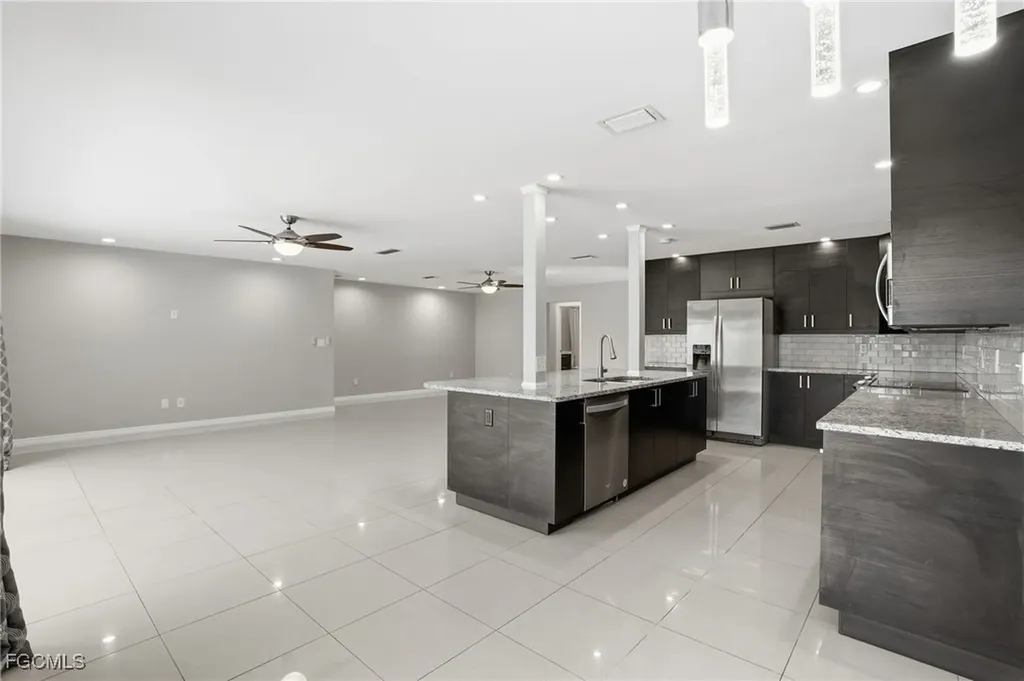 8967 Ellington Street Fort Myers FL 33907