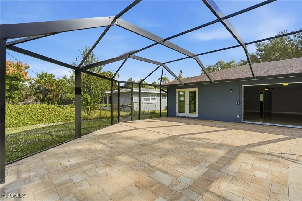 8967 Ellington Street Fort Myers FL 33907