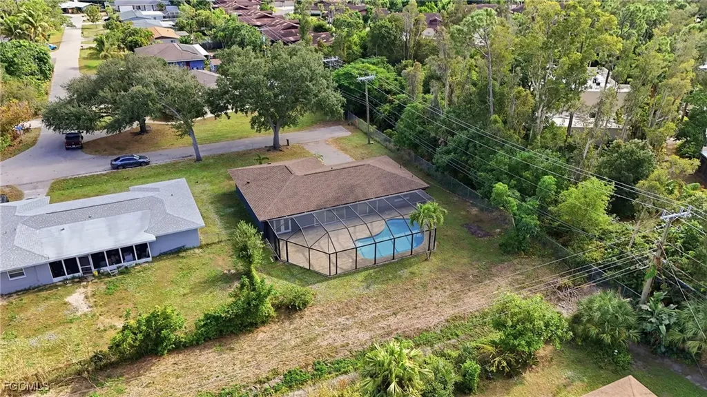 8967 Ellington Street Fort Myers FL 33907