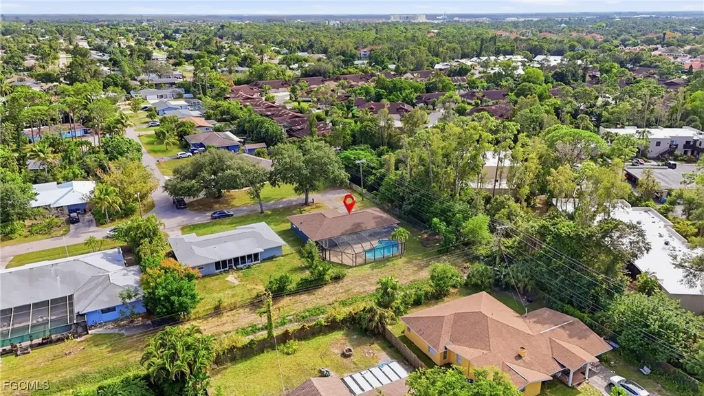 8967 Ellington Street Fort Myers FL 33907