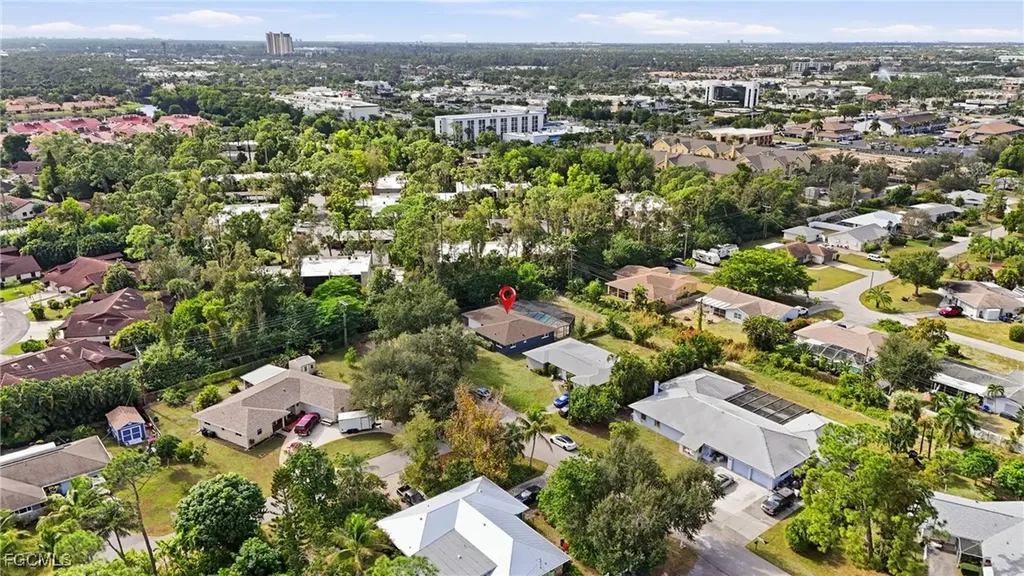 8967 Ellington Street Fort Myers FL 33907