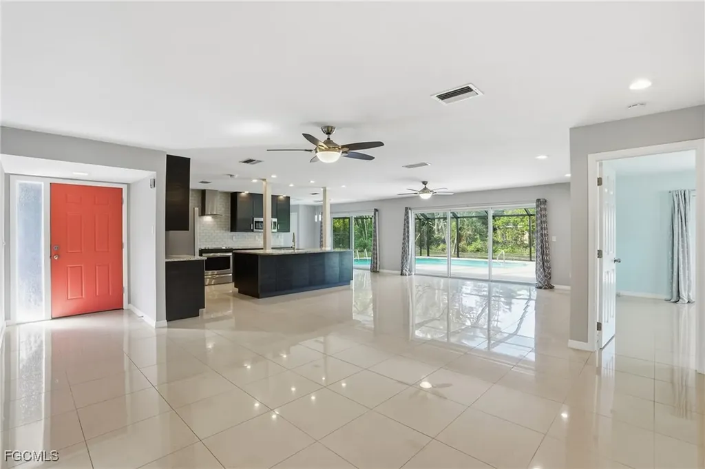 8967 Ellington Street Fort Myers FL 33907