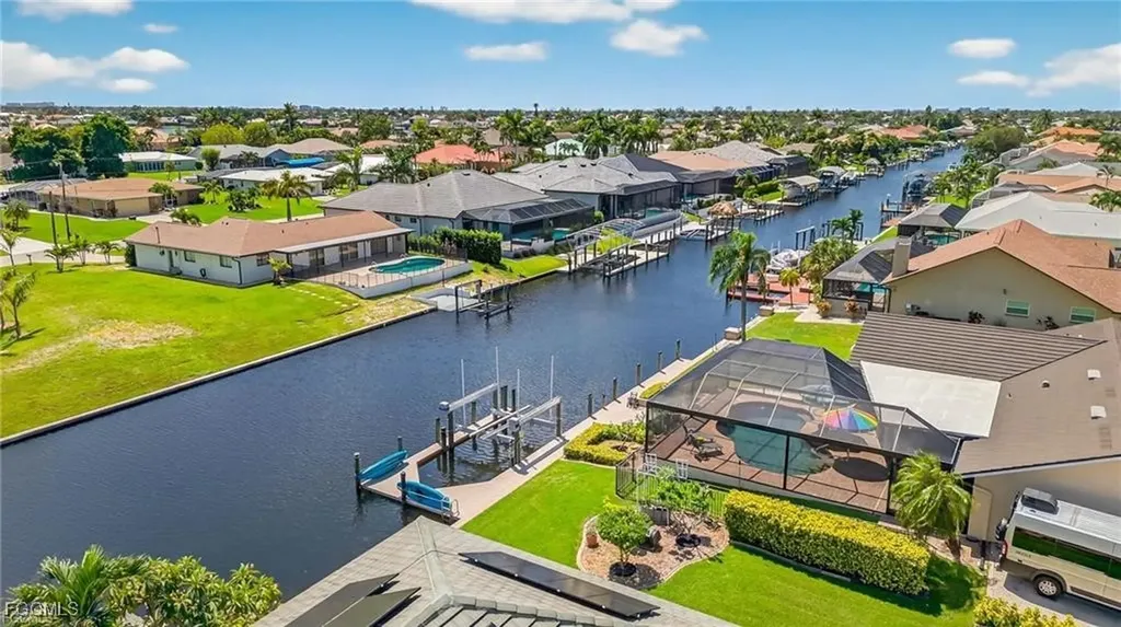 4909 SW 8th Court Cape Coral FL 33914