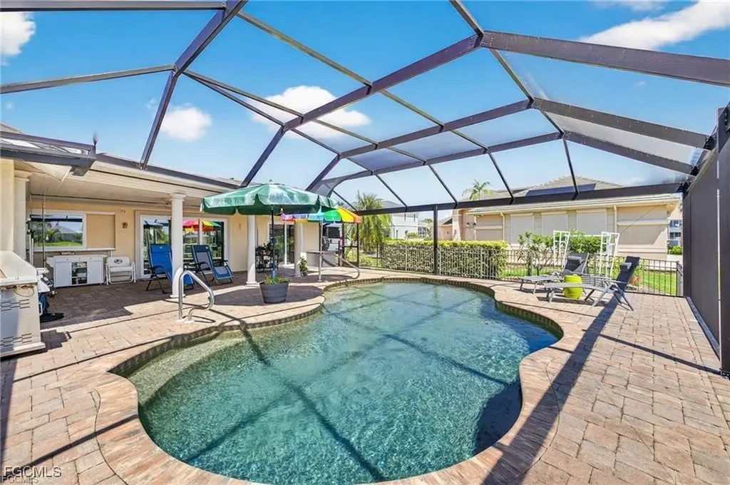 4909 SW 8th Court Cape Coral FL 33914