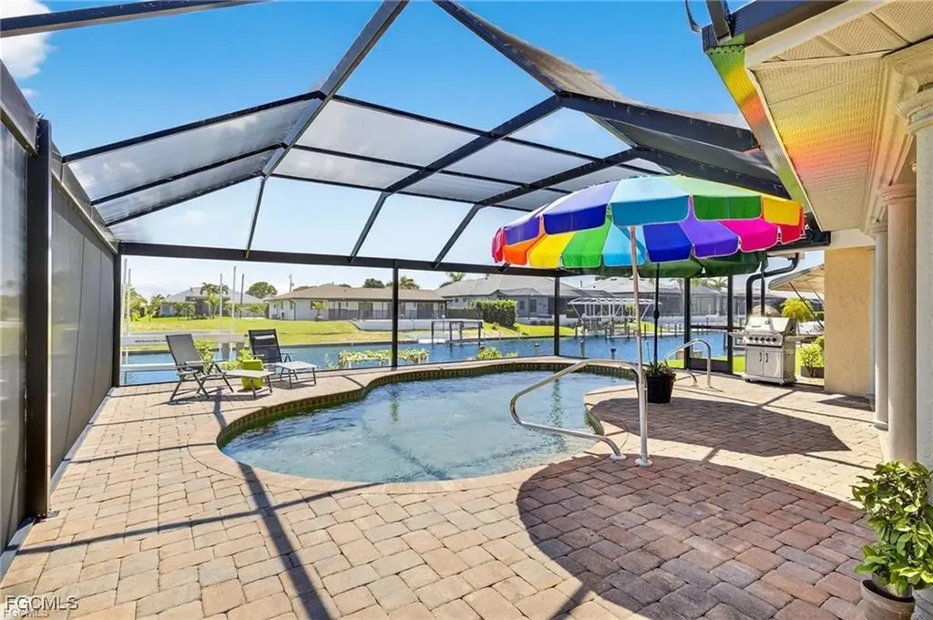 4909 SW 8th Court Cape Coral FL 33914