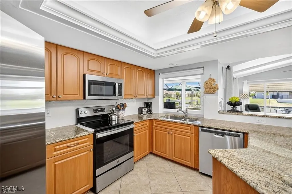 4909 SW 8th Court Cape Coral FL 33914