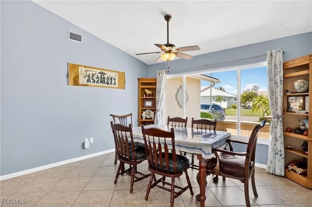 4909 SW 8th Court Cape Coral FL 33914