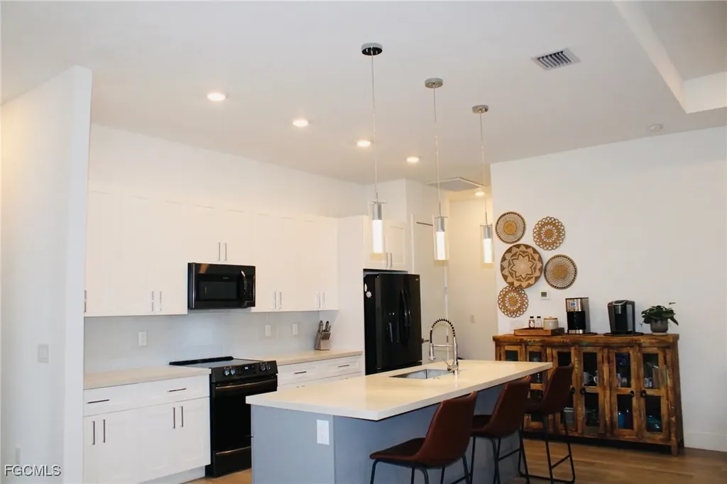 1200 NW 35th Avenue Cape Coral FL 33993