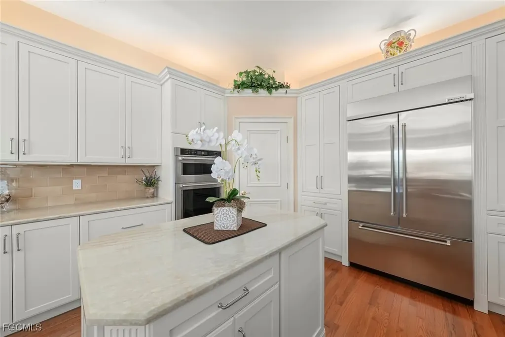 2417 Wulfert Road Sanibel FL 33957