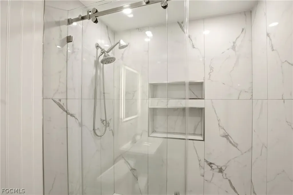 1736 Bonnie Court Fort Myers FL 33901