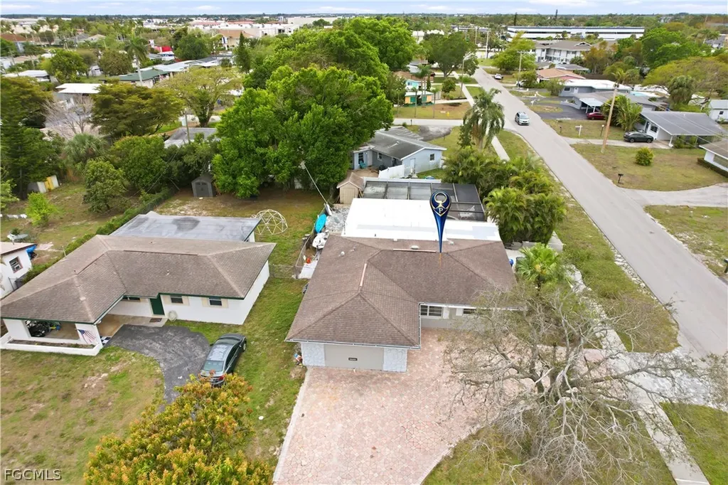 1736 Bonnie Court Fort Myers FL 33901