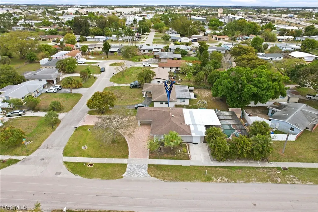 1736 Bonnie Court Fort Myers FL 33901