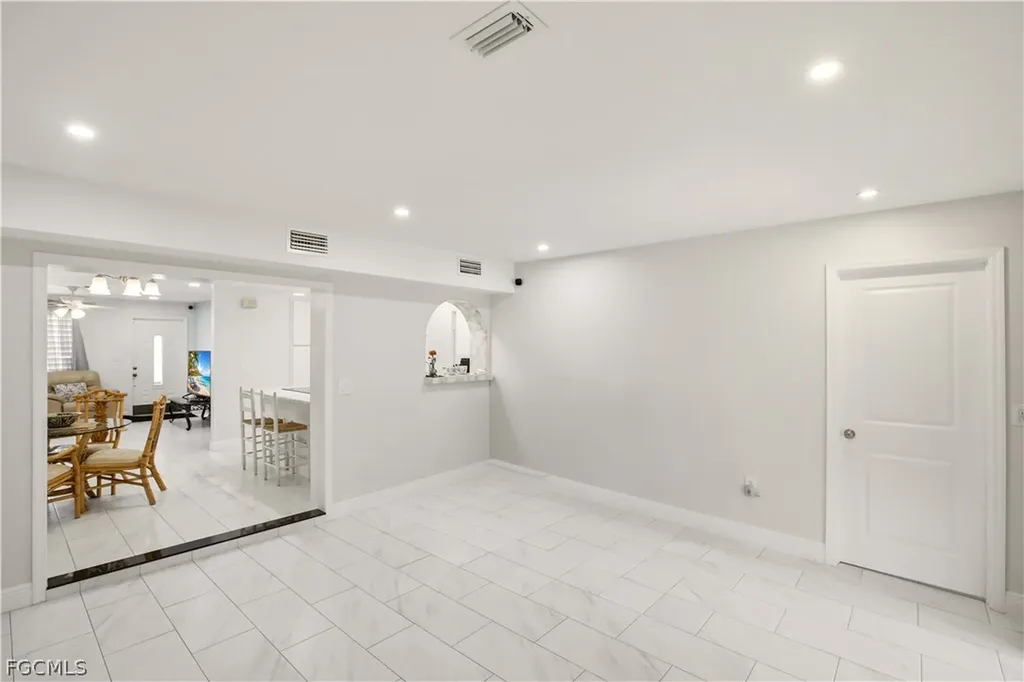 1736 Bonnie Court Fort Myers FL 33901