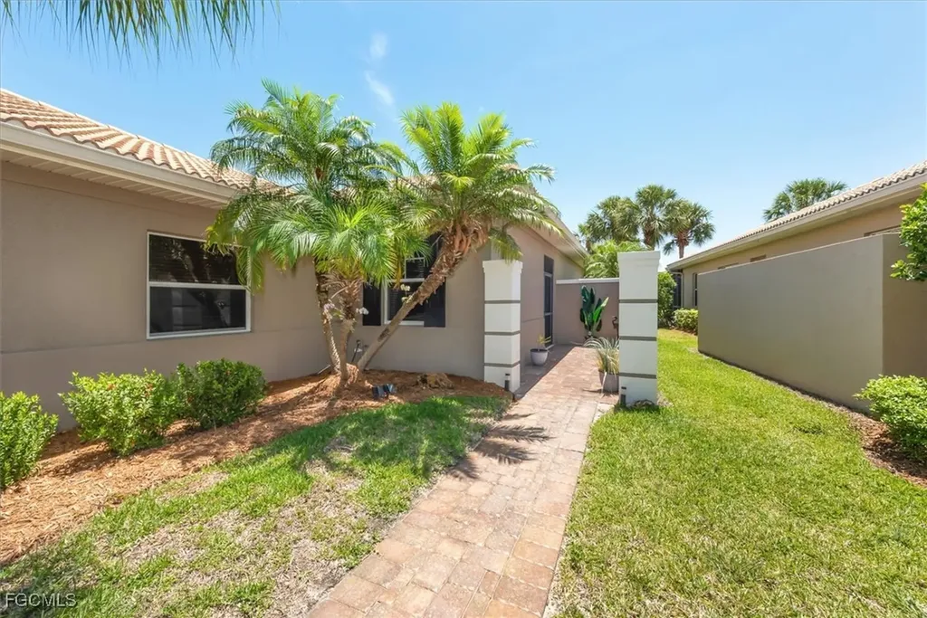 9327 Trieste Drive Fort Myers FL 33913