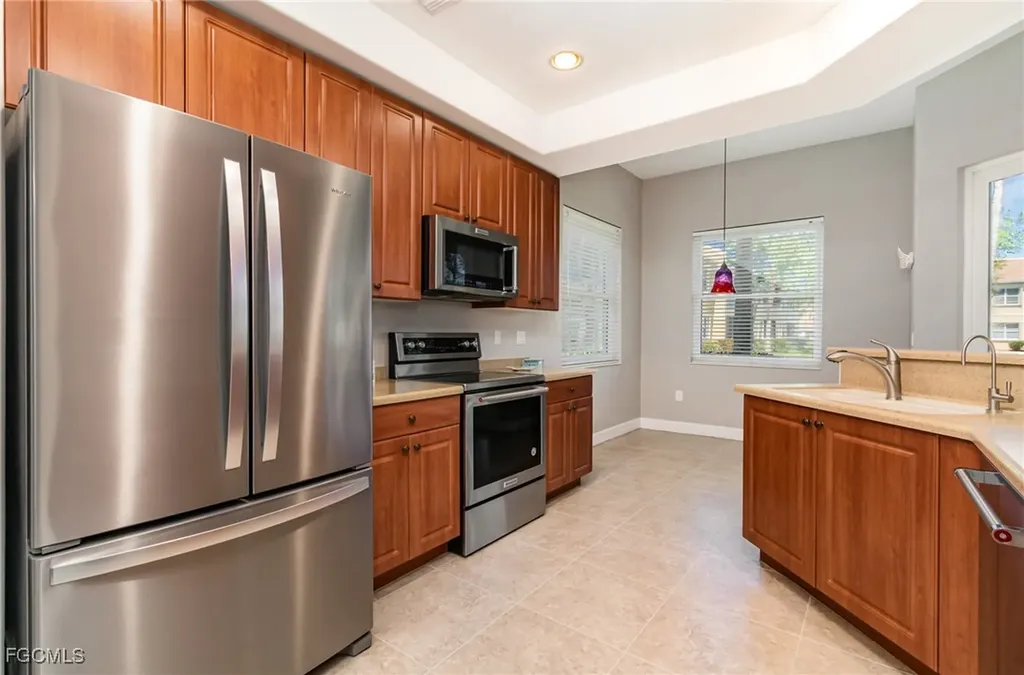 6071 Jonathans Bay Circle Fort Myers FL 33908