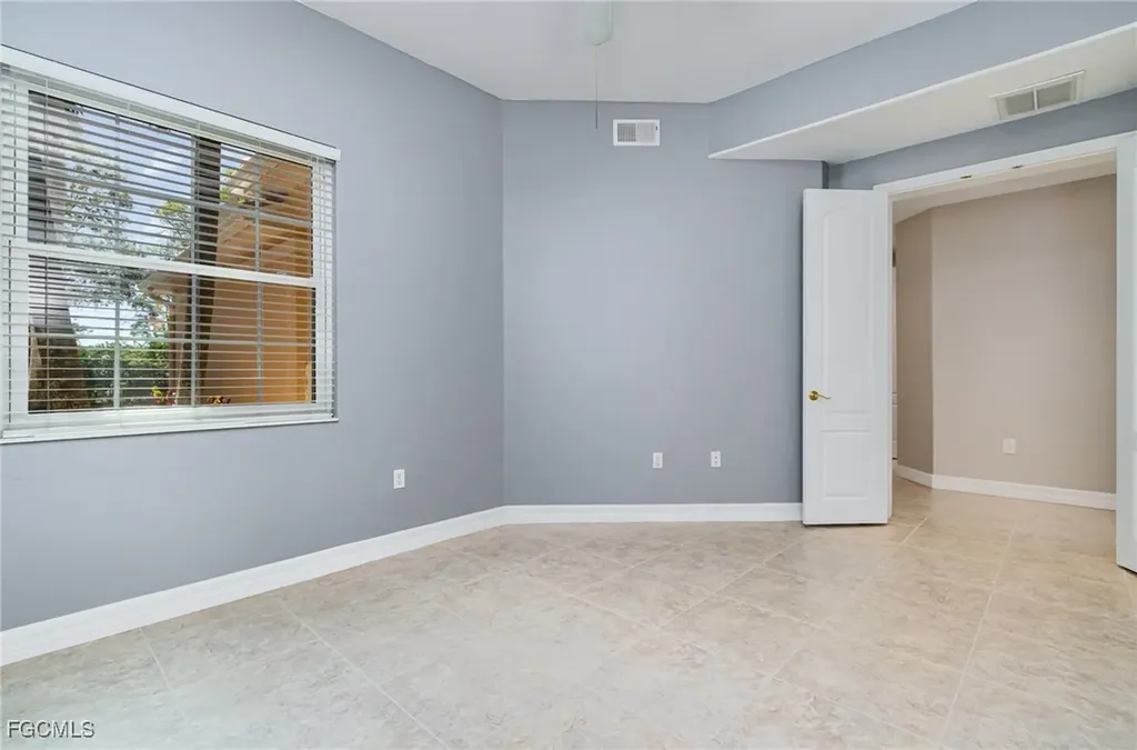 6071 Jonathans Bay Circle Fort Myers FL 33908