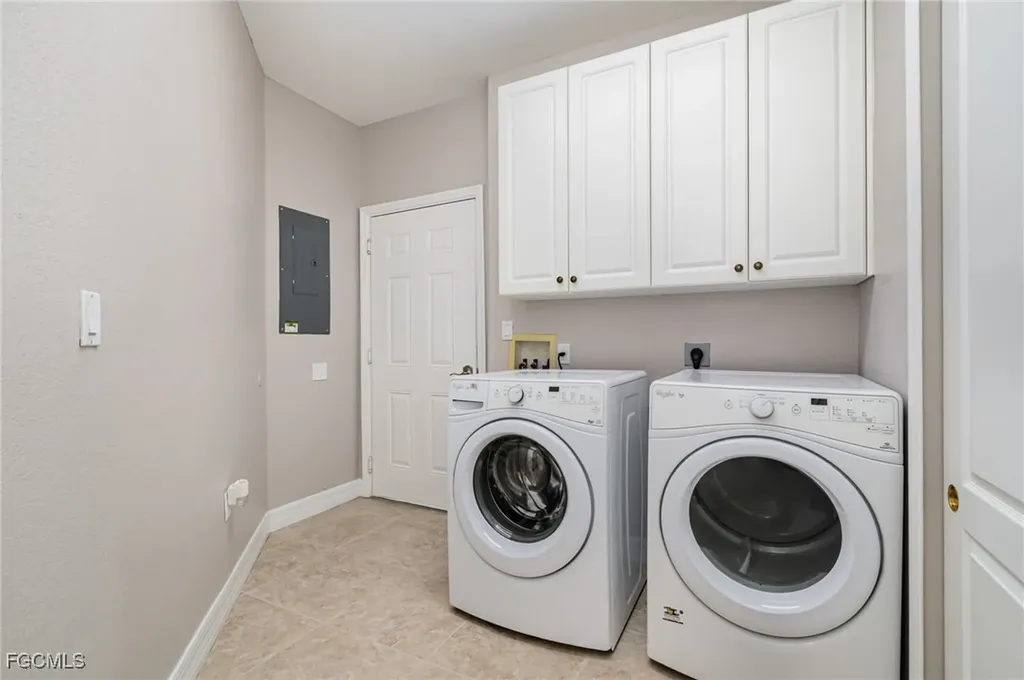 6071 Jonathans Bay Circle Fort Myers FL 33908