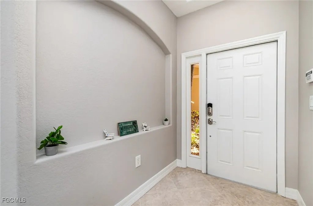 6071 Jonathans Bay Circle Fort Myers FL 33908