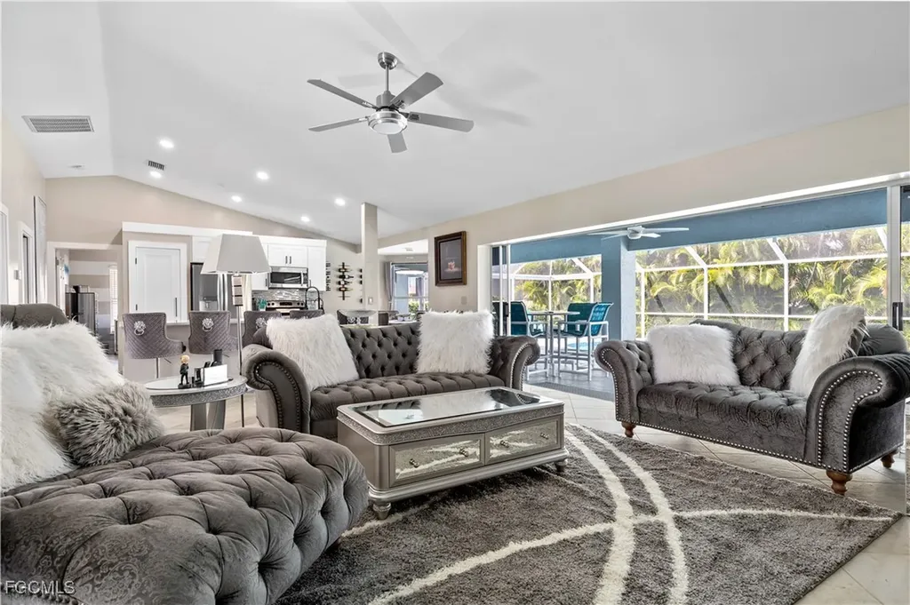 2601 SW 38th Terrace Cape Coral FL 33914
