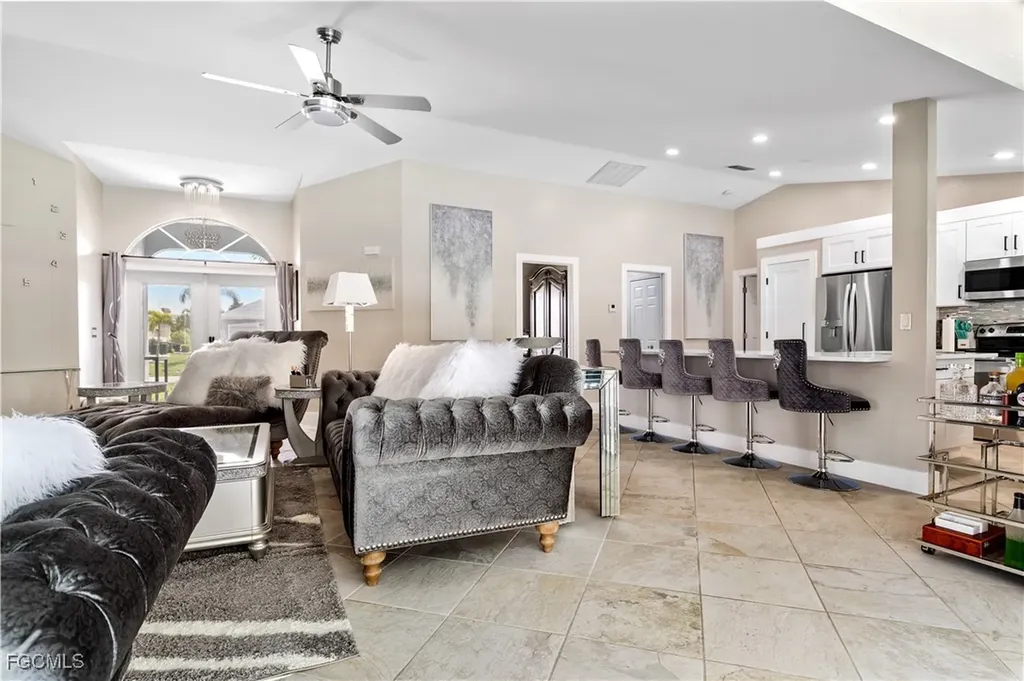 2601 SW 38th Terrace Cape Coral FL 33914