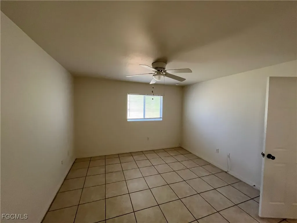 601 SE 5th Street Cape Coral FL 33990