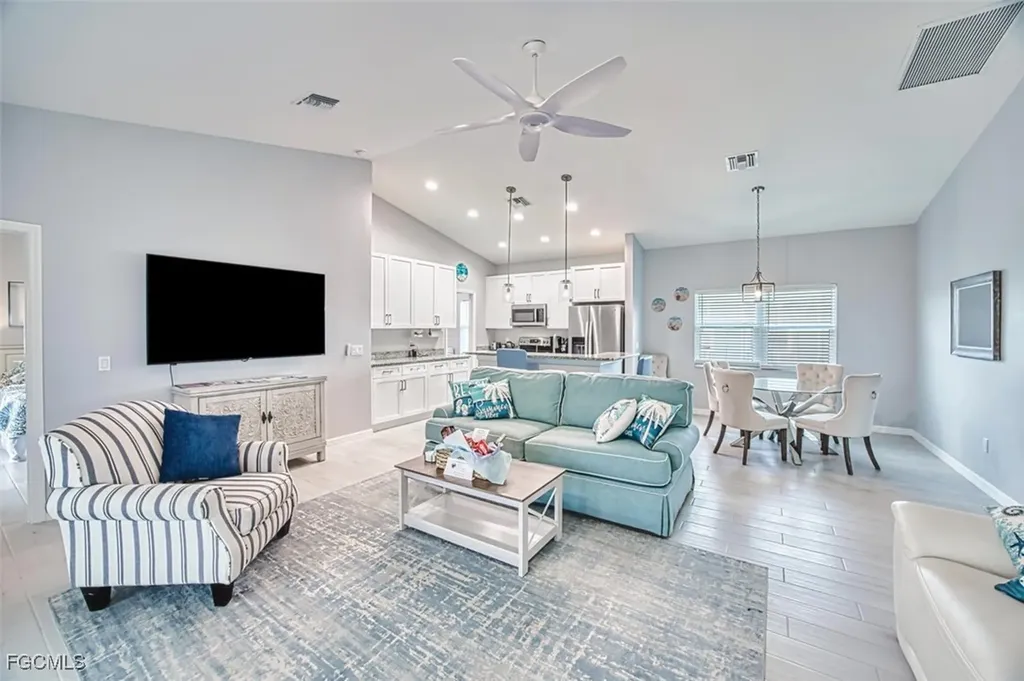 431 Lazy Way Fort Myers Beach FL 33931