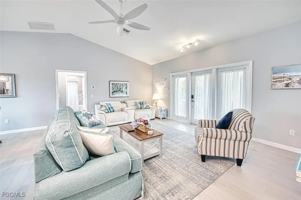 431 Lazy Way Fort Myers Beach FL 33931