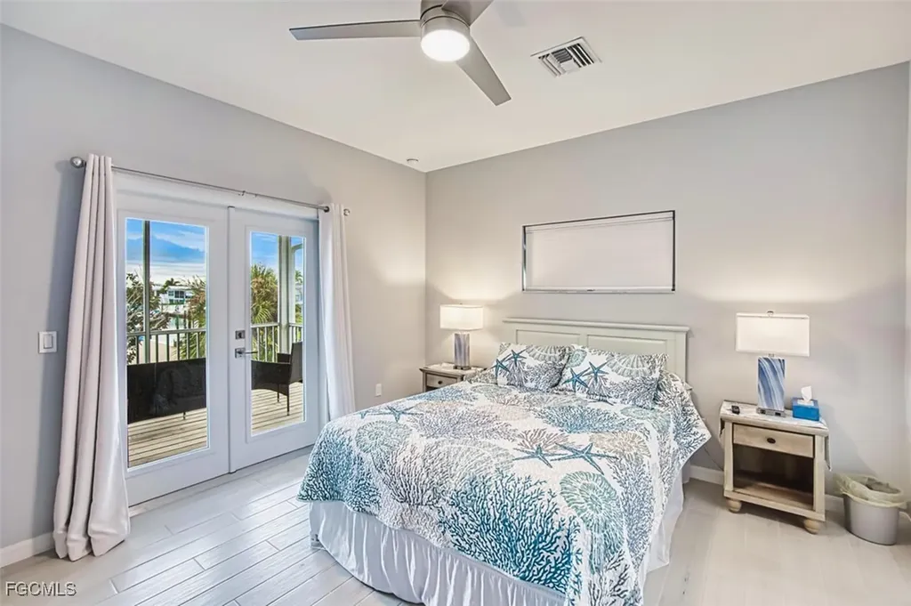 431 Lazy Way Fort Myers Beach FL 33931