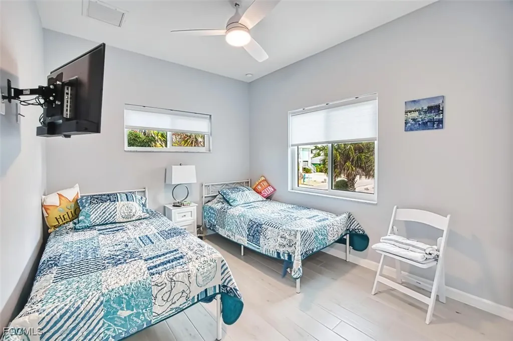 431 Lazy Way Fort Myers Beach FL 33931