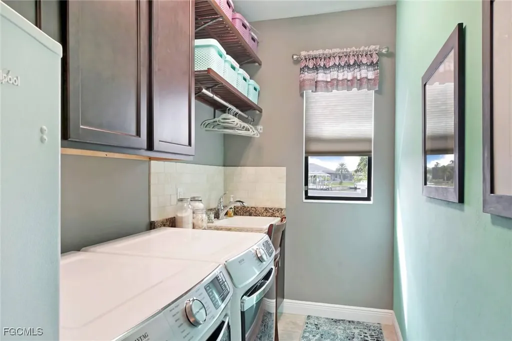 915 NW 36th Place Cape Coral FL 33993