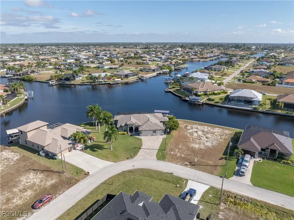 915 NW 36th Place Cape Coral FL 33993