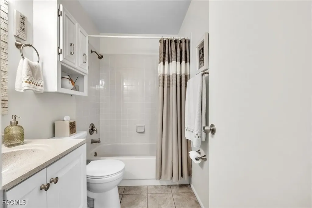 15000 Arbor Lakes Drive E North Fort Myers FL 33917