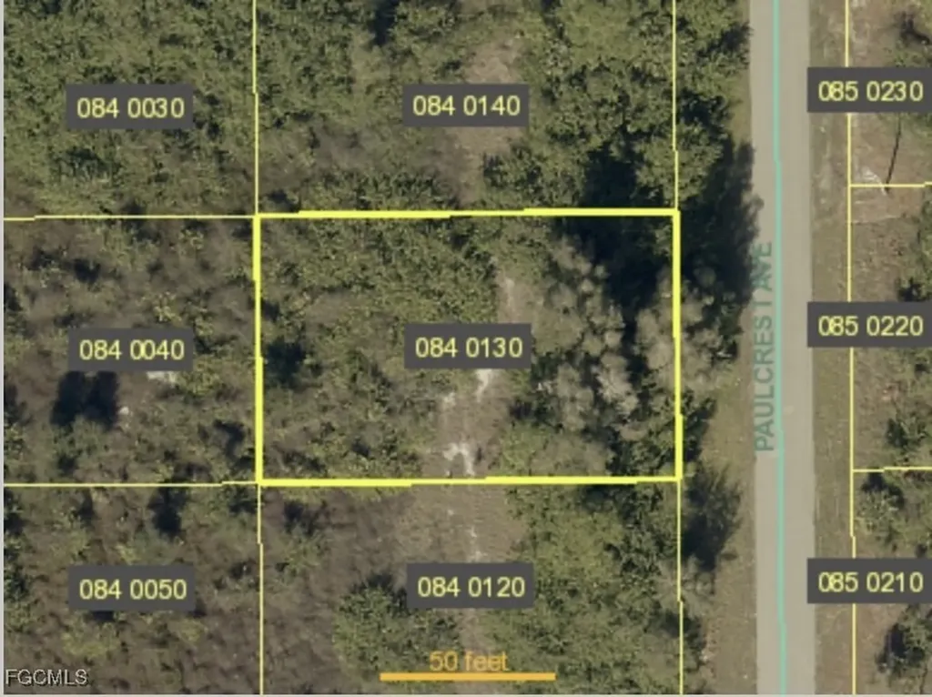 428 Paulcrest Avenue Lehigh Acres FL 33974