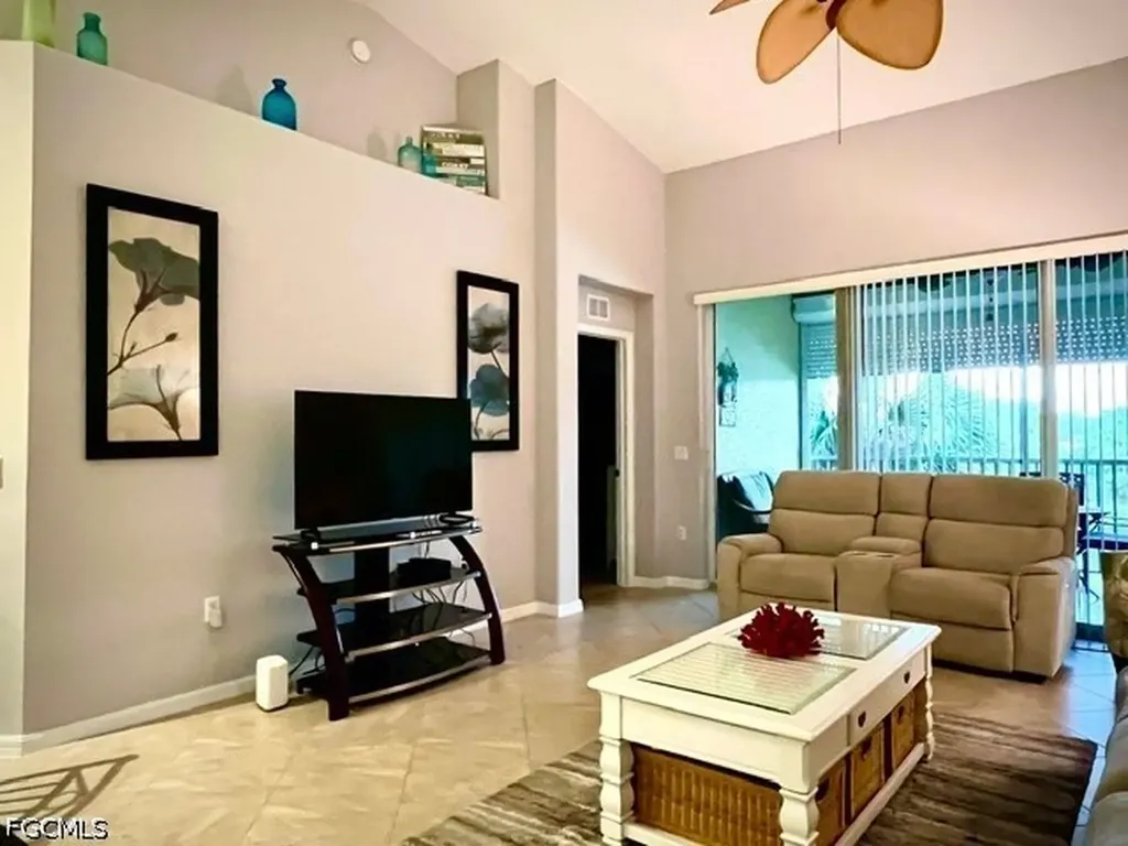 10113 Colonial Country Club Boulevard Fort Myers FL 33913