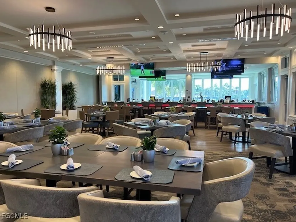 10113 Colonial Country Club Boulevard Fort Myers FL 33913