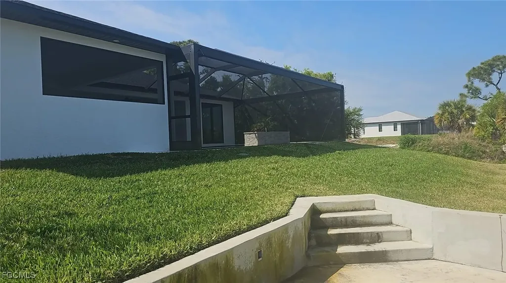 2229 SW 32nd Street Cape Coral FL 33914