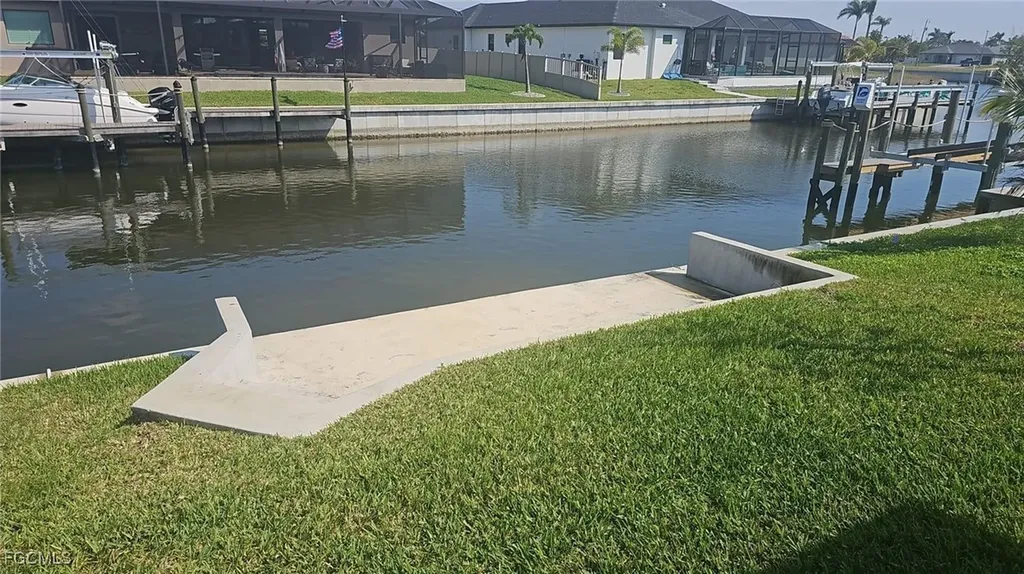 2229 SW 32nd Street Cape Coral FL 33914