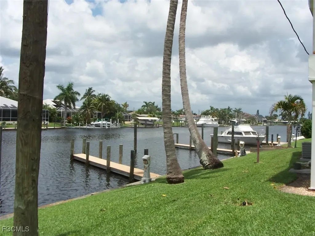 1721 SE 46th Lane Cape Coral FL 33904