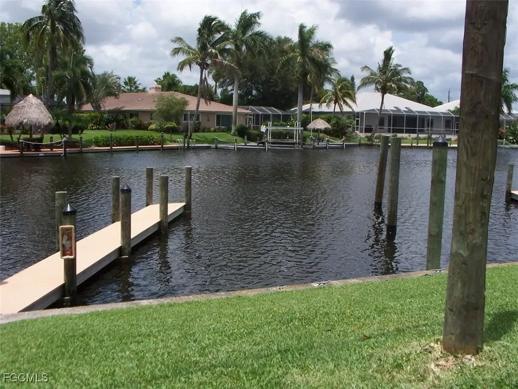 1721 SE 46th Lane Cape Coral FL 33904
