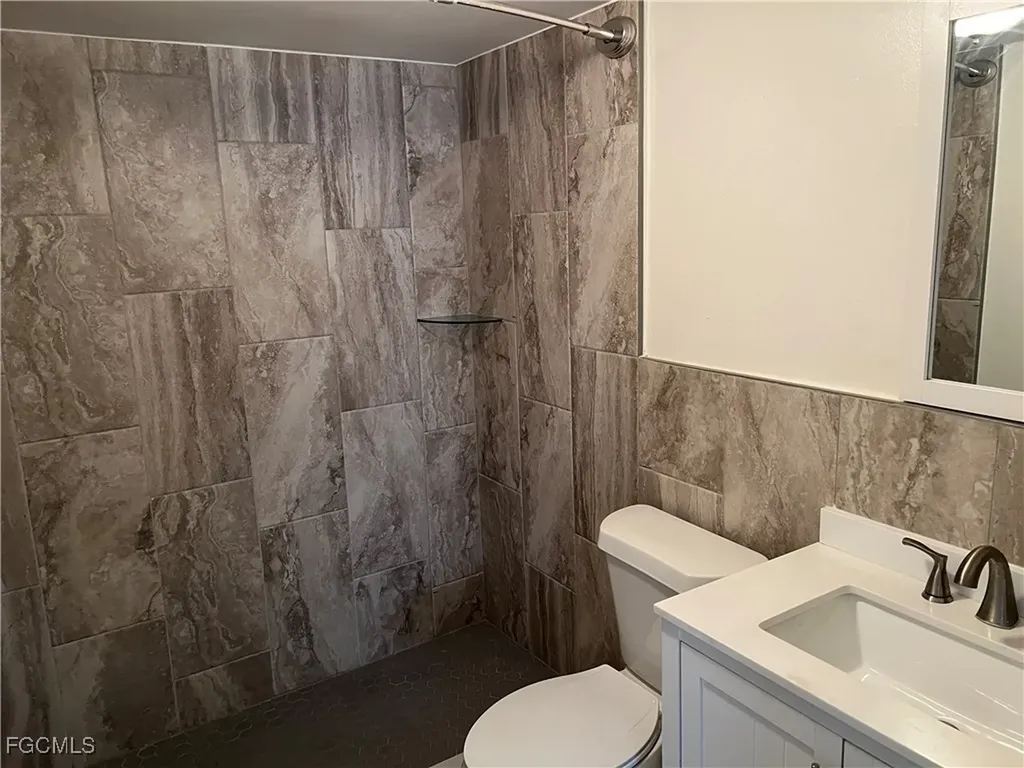1721 SE 46th Lane Cape Coral FL 33904