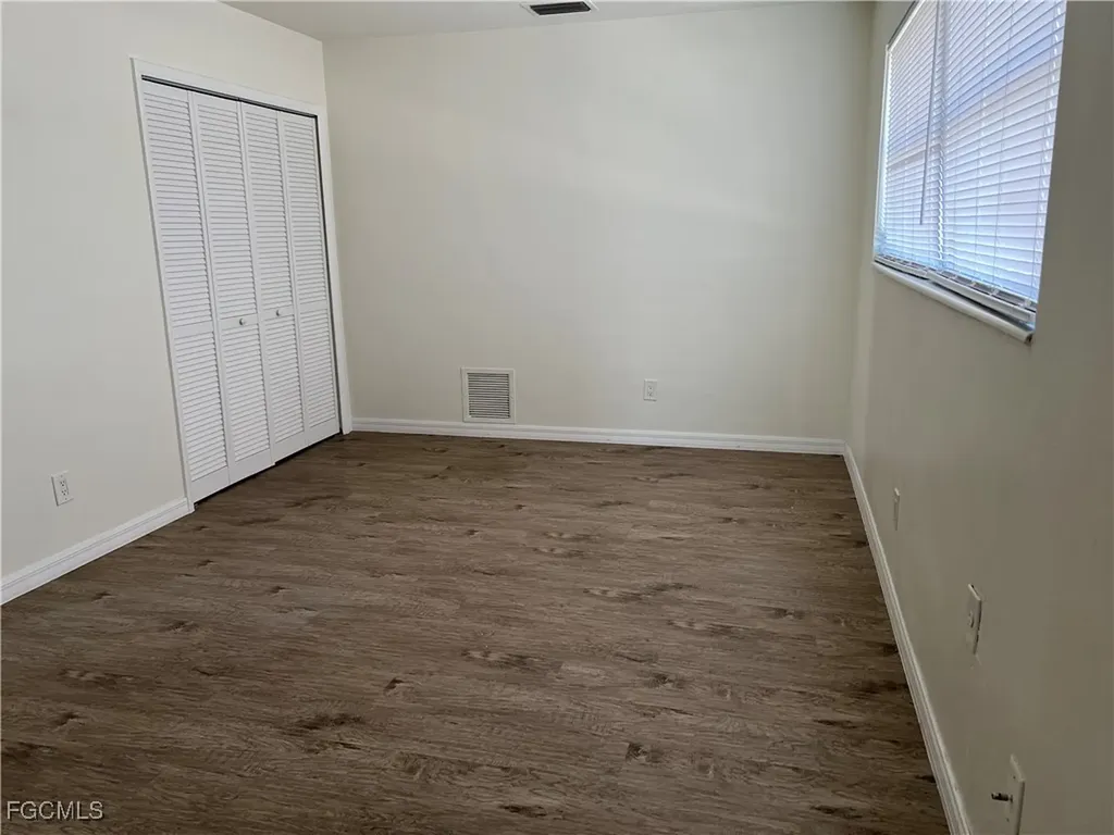 1721 SE 46th Lane Cape Coral FL 33904