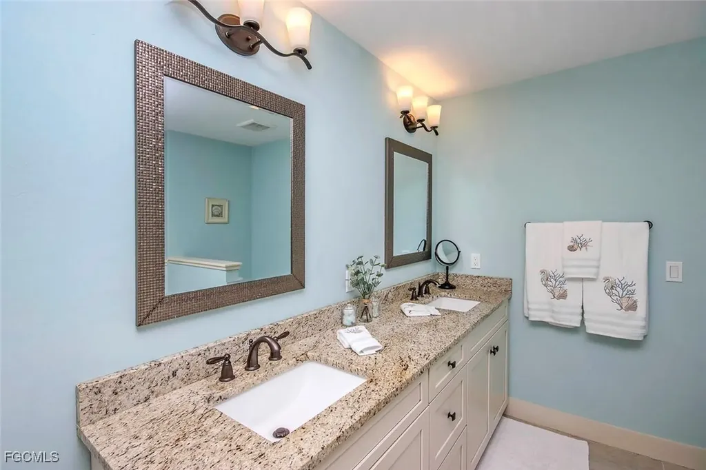 1310 Par View Drive Sanibel FL 33957