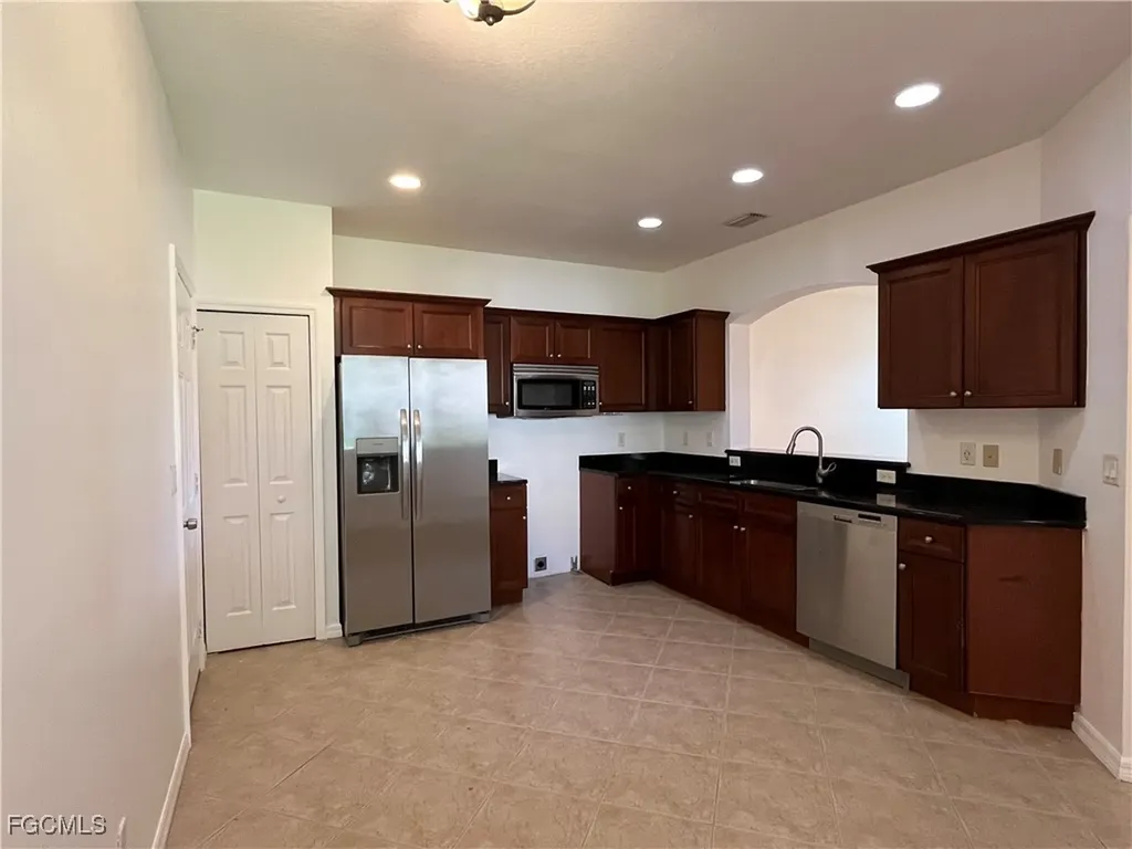 9999 Chiana Circle Fort Myers FL 33905