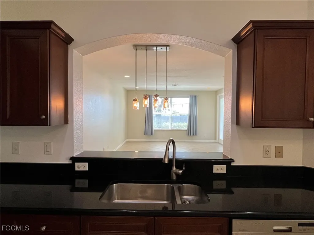 9999 Chiana Circle Fort Myers FL 33905