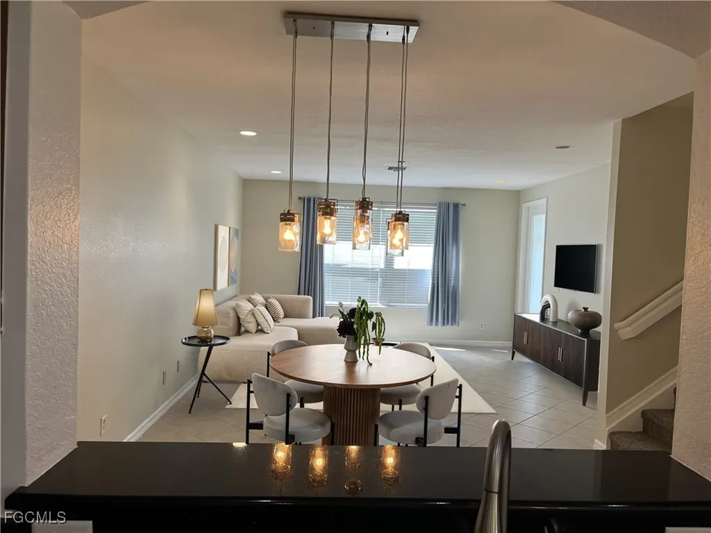 9999 Chiana Circle Fort Myers FL 33905