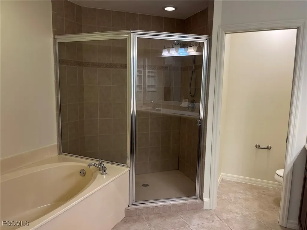 9999 Chiana Circle Fort Myers FL 33905
