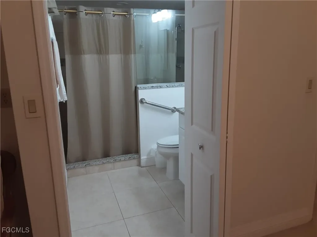 850 SE 1st Terrace Cape Coral FL 33990