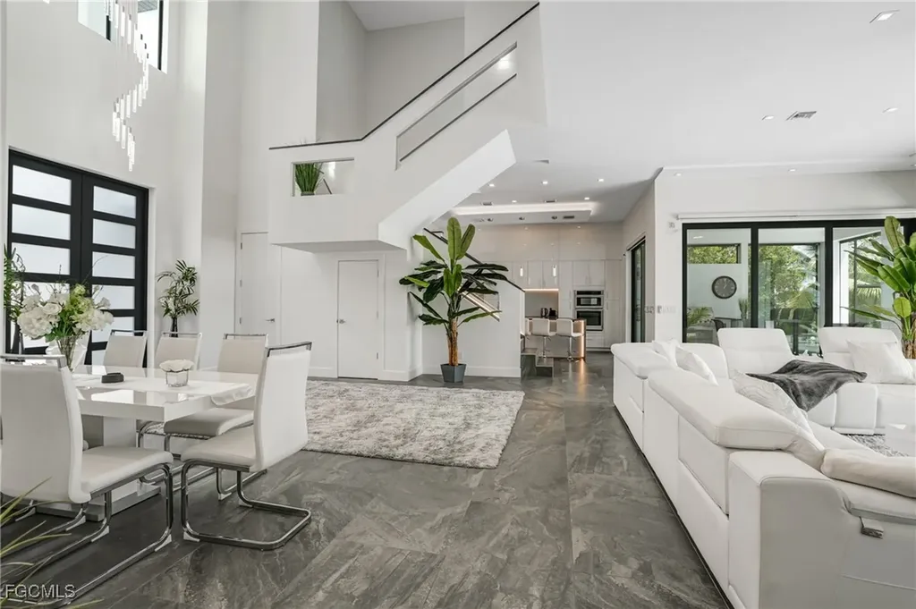 6390 River Club Court North Fort Myers FL 33917