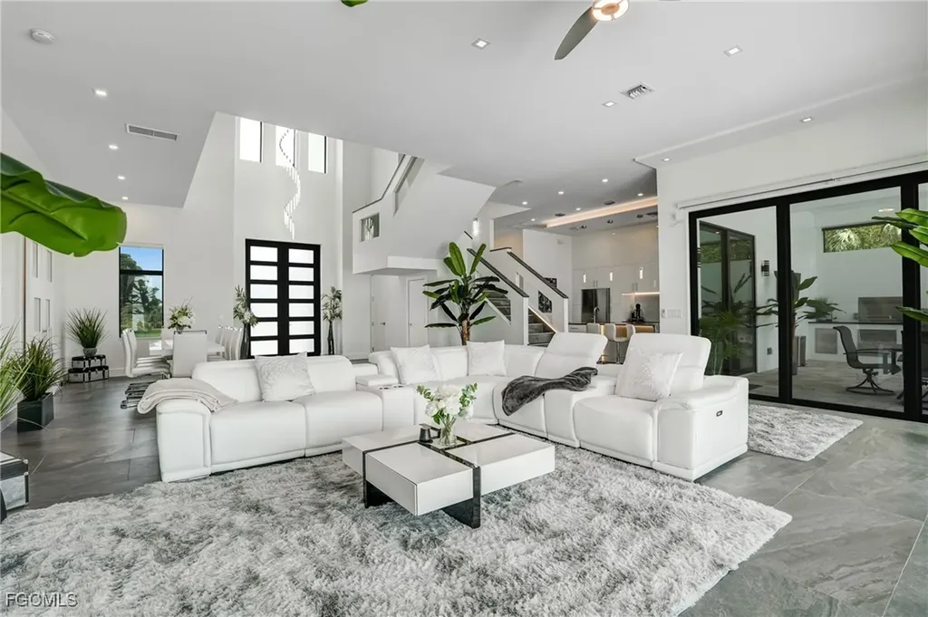 6390 River Club Court North Fort Myers FL 33917