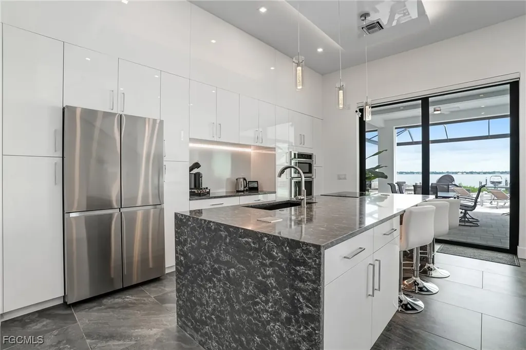 6390 River Club Court North Fort Myers FL 33917